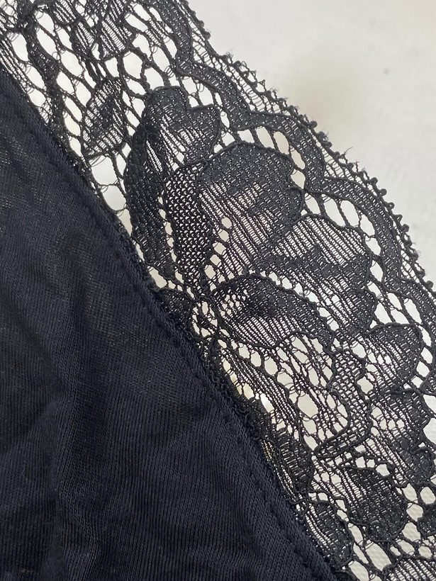 تاپ زنانه اسمارا یقه گیپور