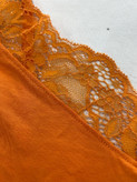 تاپ زنانه اسمارا یقه گیپور